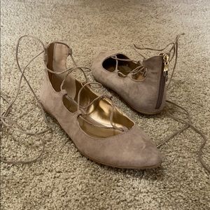 Women’s shoe size 8